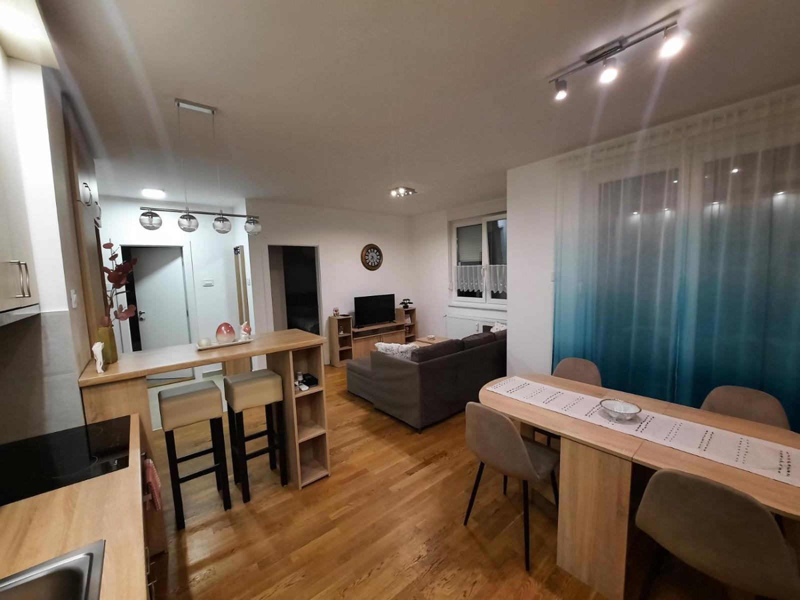 Lux Advent Apartment Subotica Eksteriør bilde