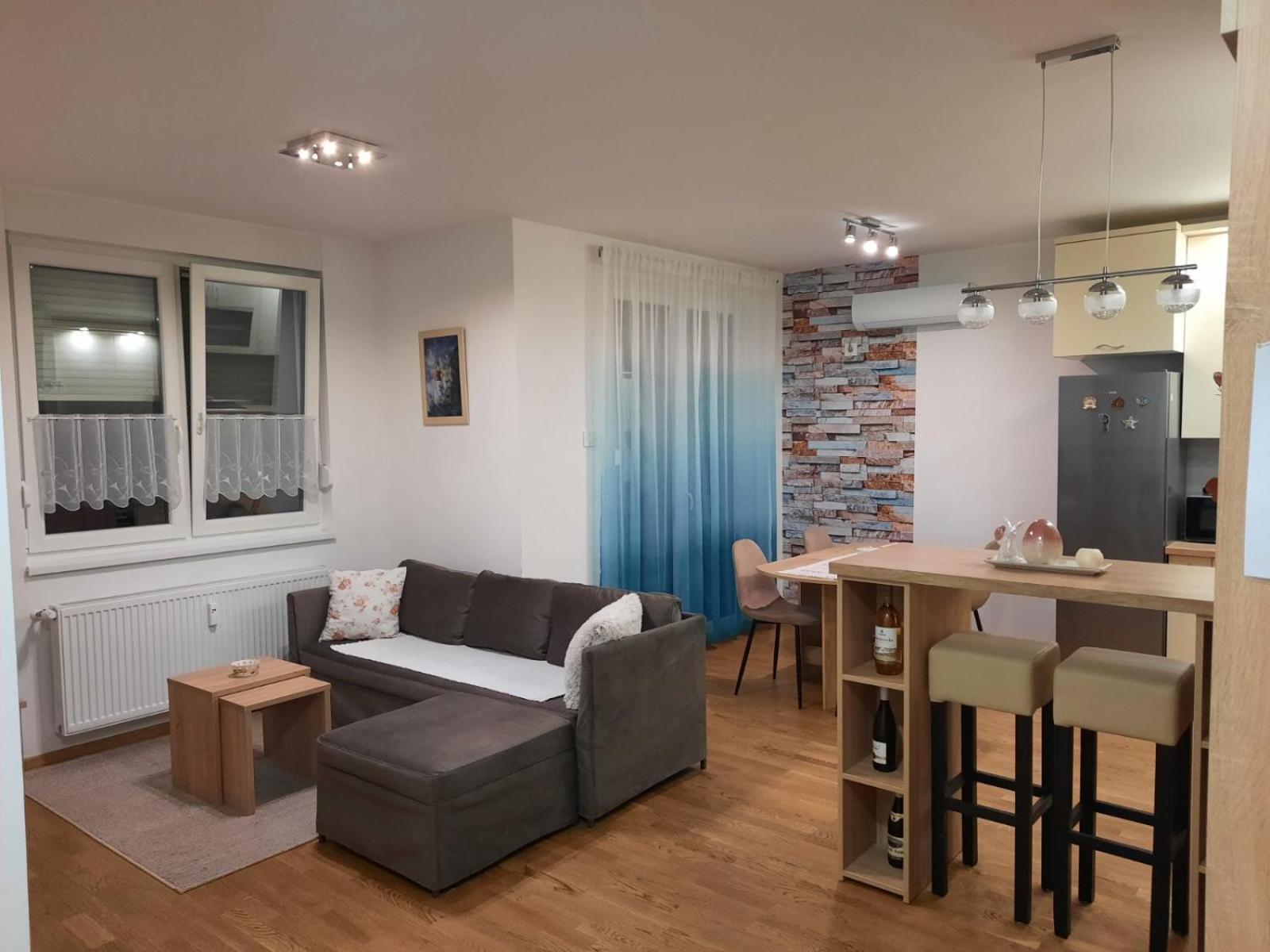 Lux Advent Apartment Subotica Eksteriør bilde