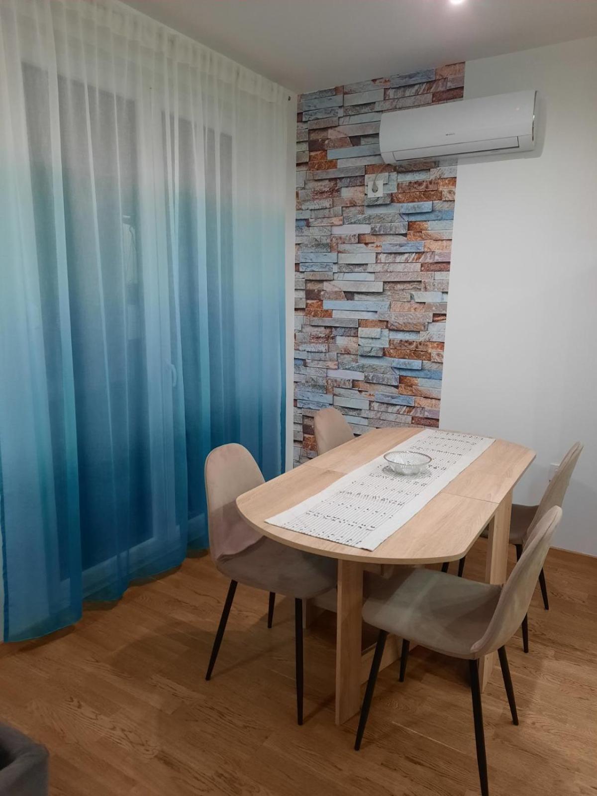 Lux Advent Apartment Subotica Eksteriør bilde